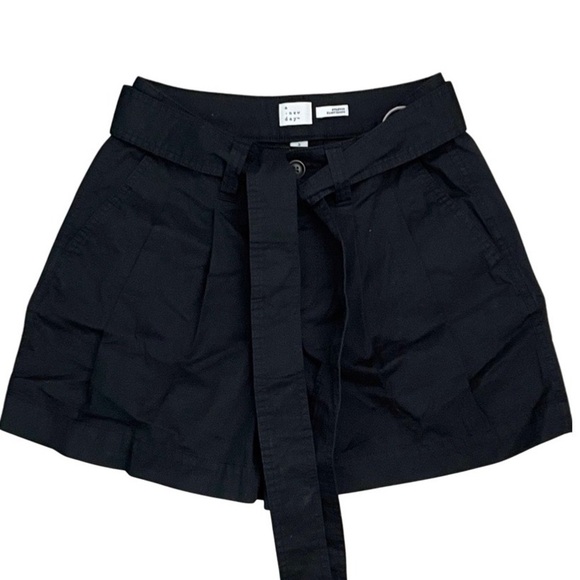 A NEW DAY black high waist pleat front self tie trouser short size 2, NWT - Picture 4 of 4